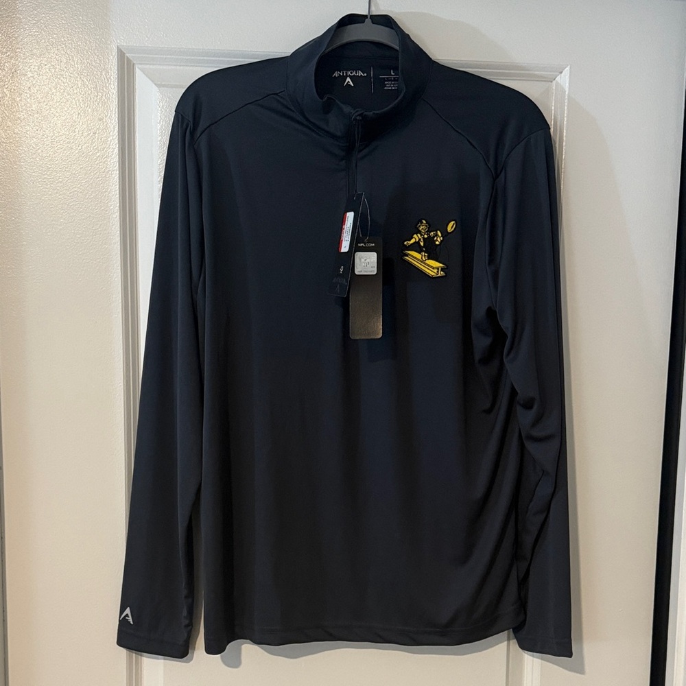 Antigua Black and Gold Men's Lightweight Jacket